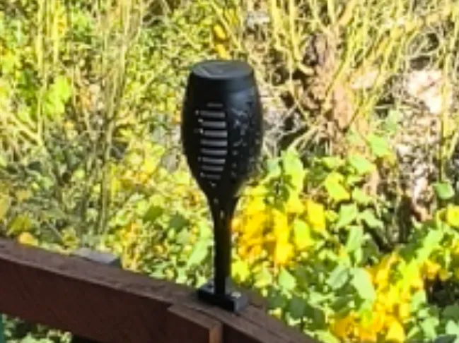Fackelhalter 90° – Wandhalterung für Solar-Fackeln