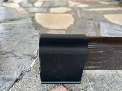 garden table foot