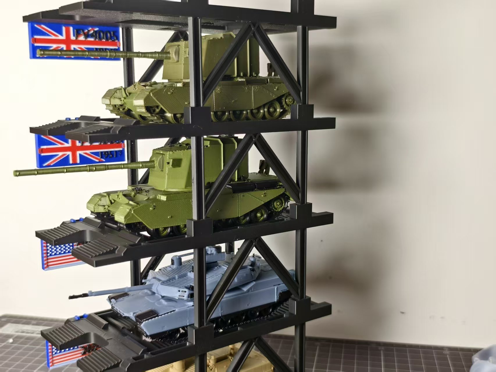 FV4005 1:72 TANK - Free 3D Print Model - MakerWorld