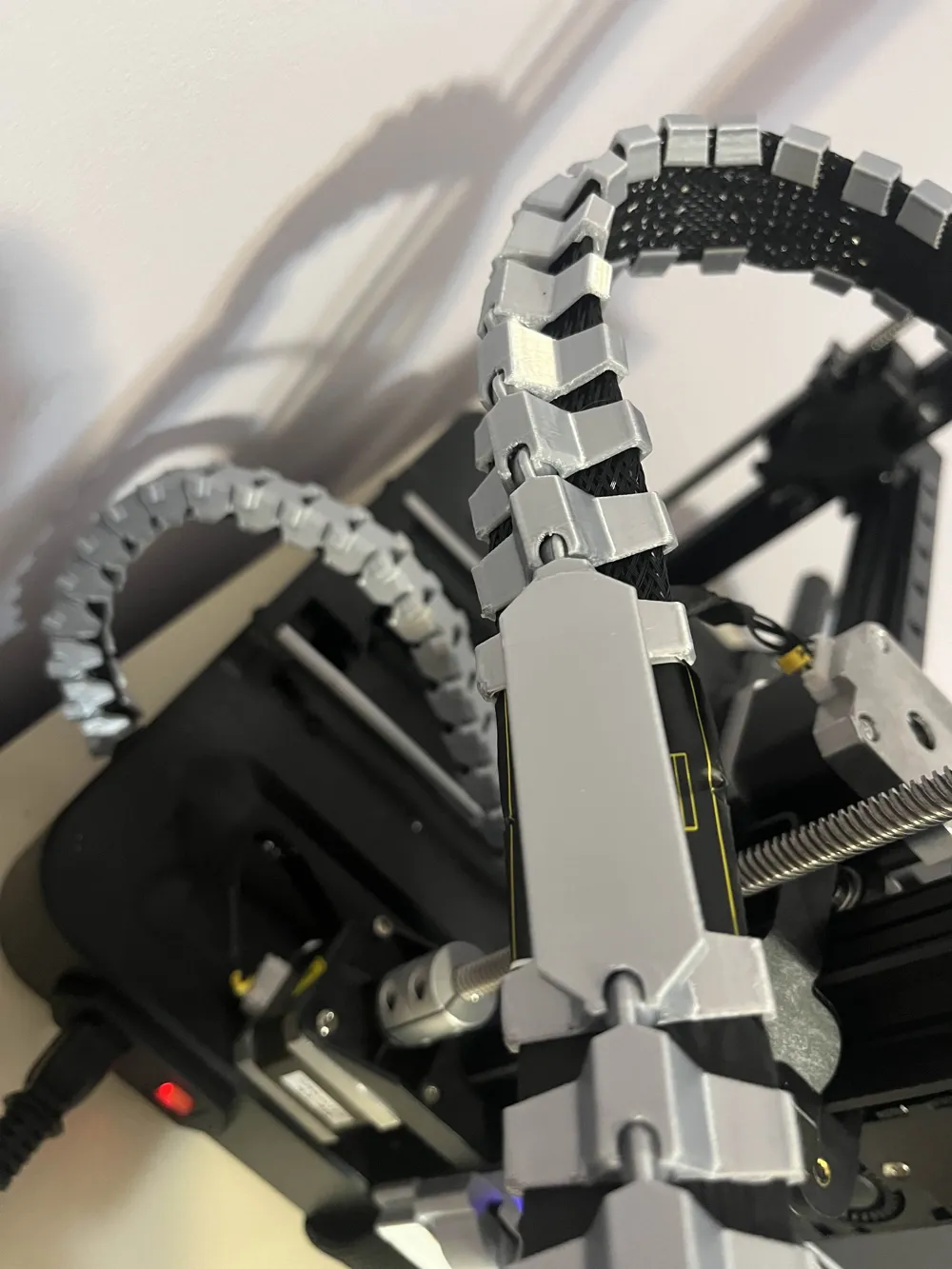 Ender 3 V3 SE/KE Spine Cable Clean Remix - Free 3D Print Model - MakerWorld