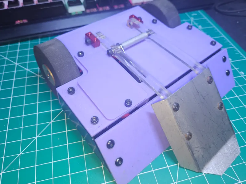 Fingertech Viper top plate with battery access