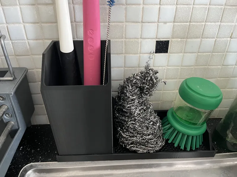 Kitchen Sink Organizer with dripping tray