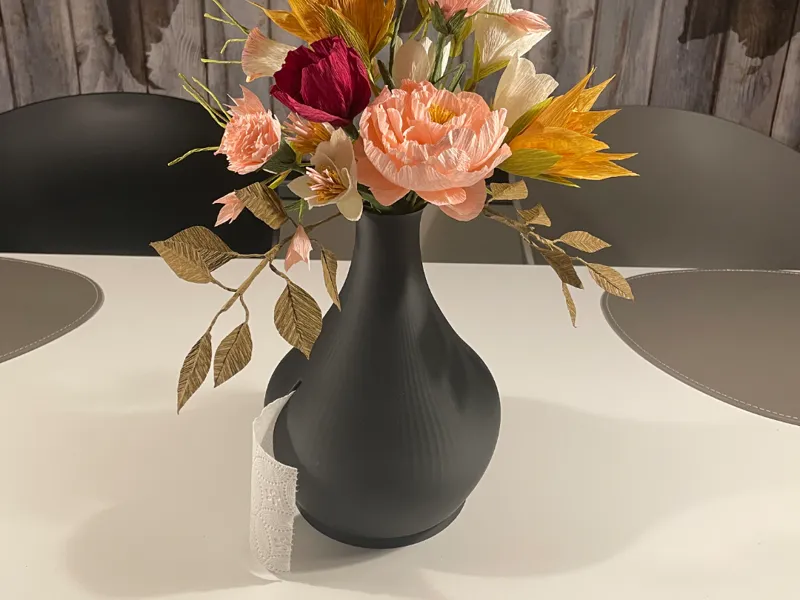 T-Paper vase