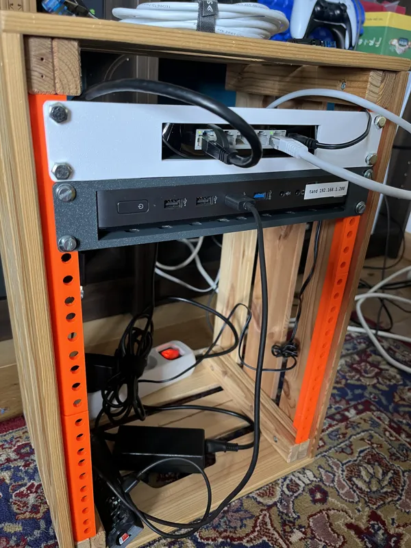 Rack Rails for big IKEA KNAGGLIG
