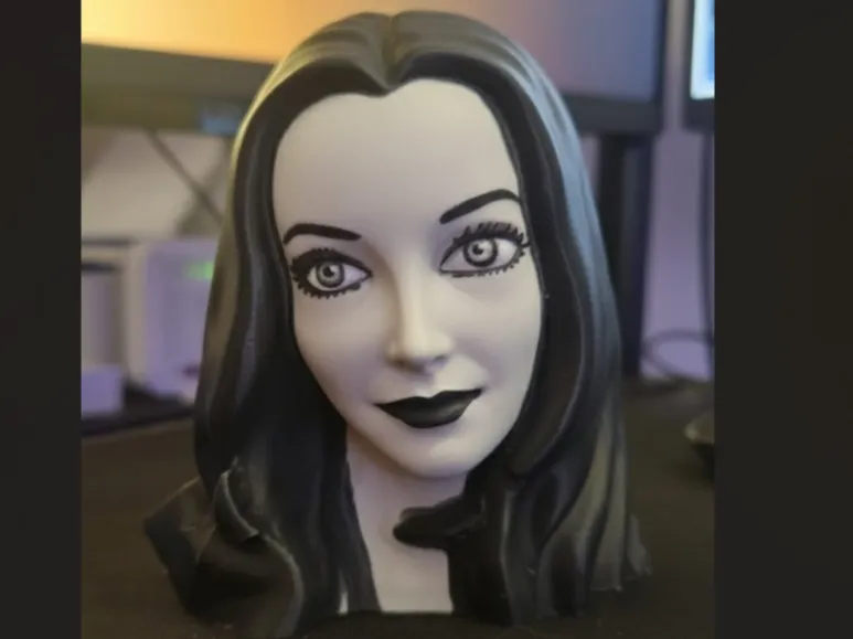 Morticia Addams Carolyne Jones