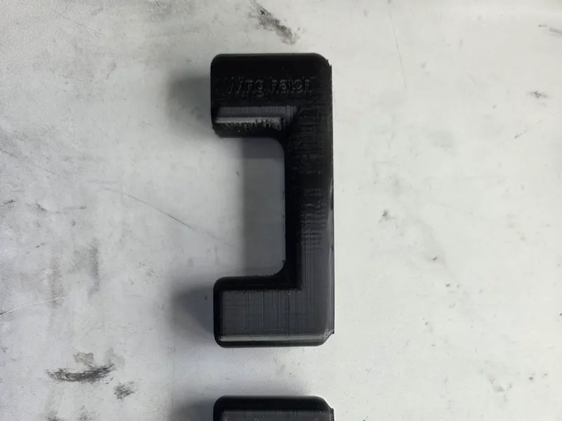Wing hatch tool for Sling TSI / Sling High Wing