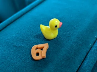 Tiny 6-7 for hiding (like ducks)