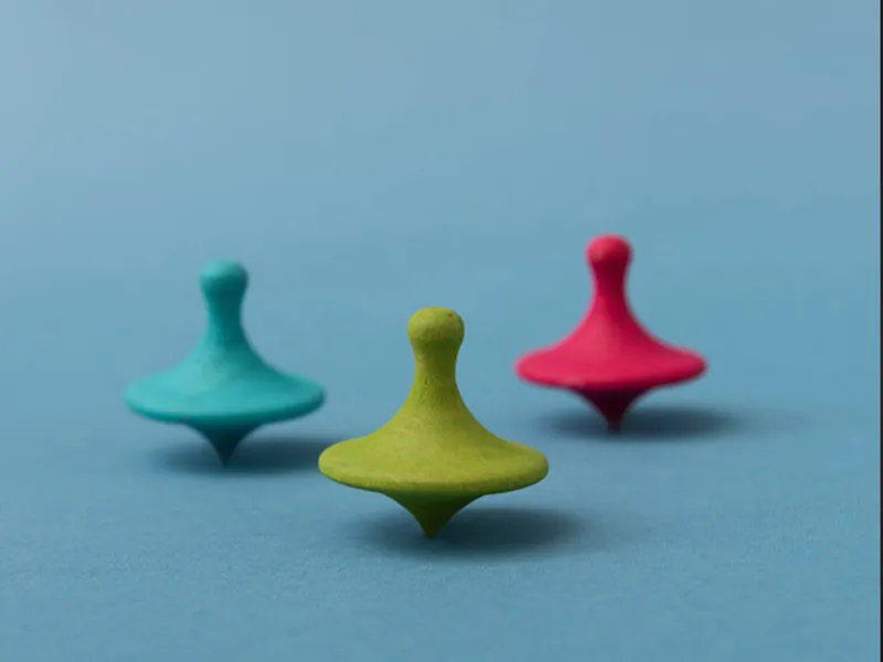 Long spinning top