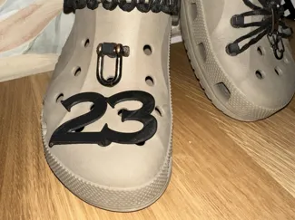 23 crocs