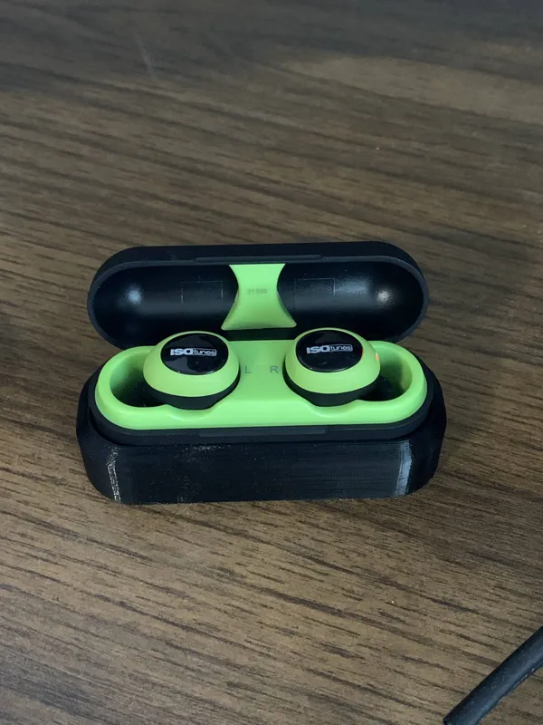 Embedded magnet case - ISOtunes Wireless Earbuds
