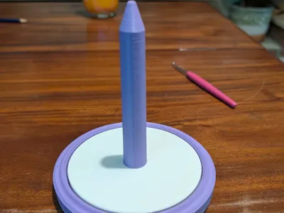 Knitty Susan - Rotating Yarn Holder
