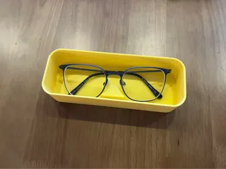 glasses holder
