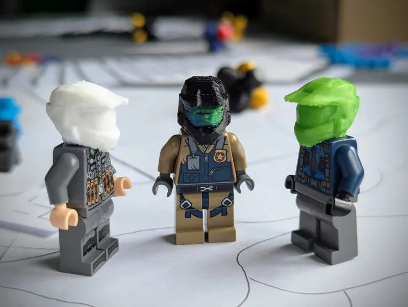 The Master Chief Head ( Minifigure compatible)