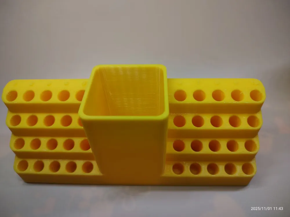 [Left/Center] Electric Screwdriver + 40-Bit Storage Box | Tilted Finger ...