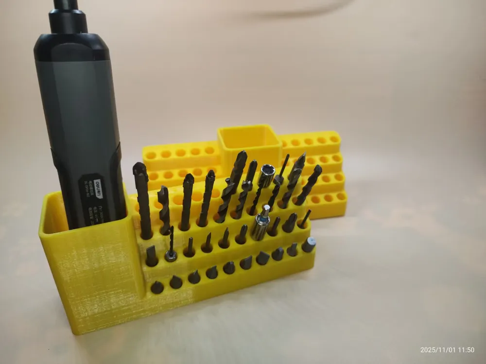 [Left/Center] Electric Screwdriver + 40-Bit Storage Box | Tilted Finger ...