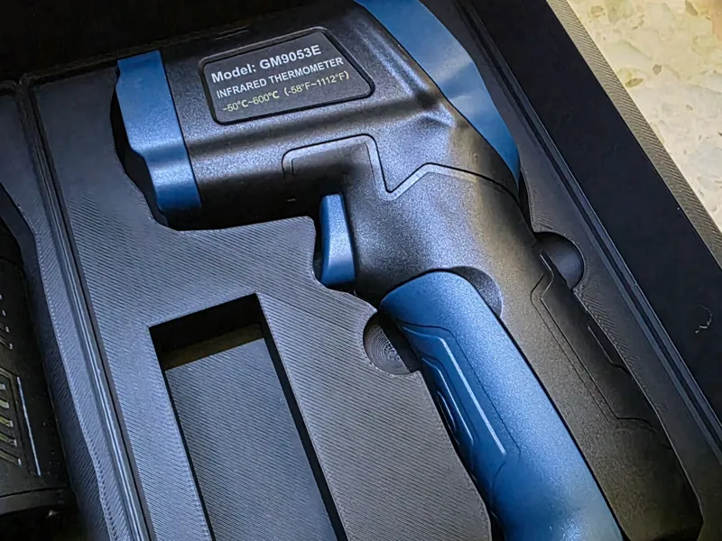 Gridfinity bin for Eventek Infrared Thermometer 