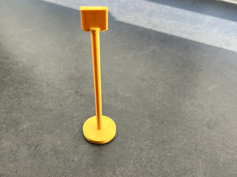 Model Microphone Stand 