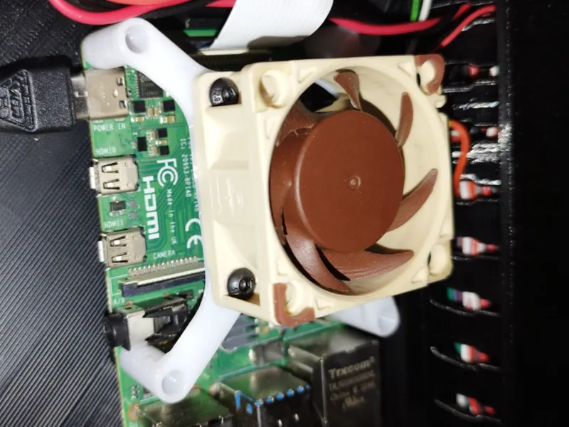 Raspberry Pi 4B+ 40×40 mm Fan Holder