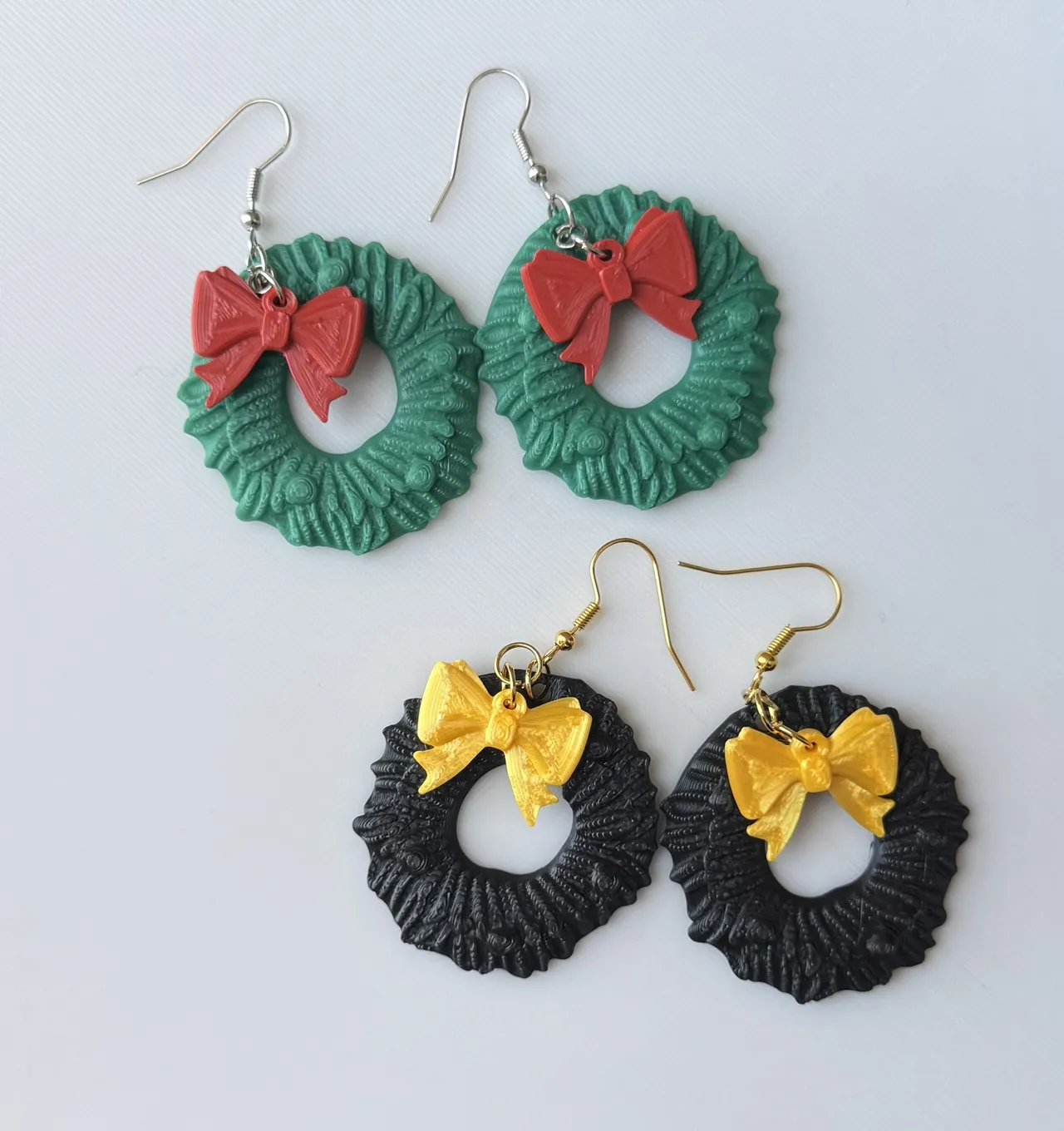 Earring christmas wreath corona pendiente navidad view 2