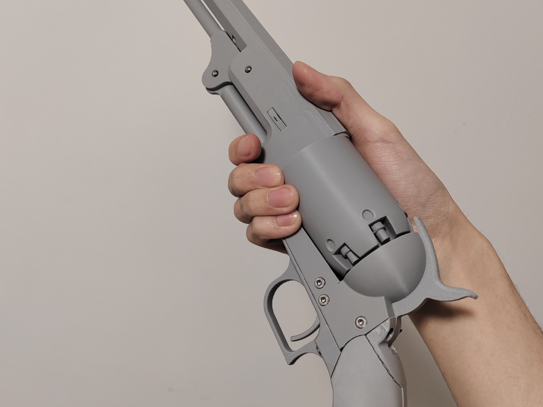 1：1复刻柯尔特沃特左轮玩具模型