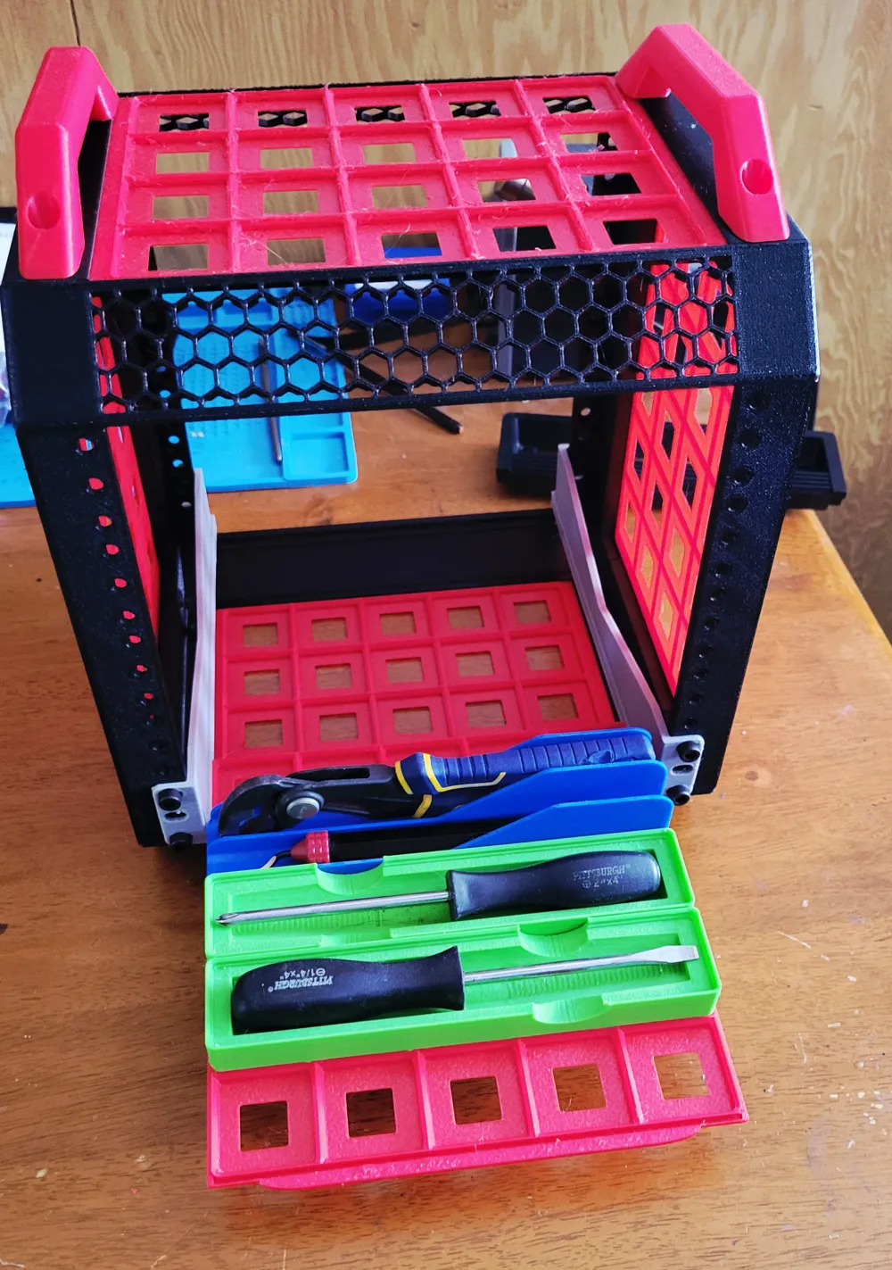 Lab Rax Gridfinity Shelf 1U 5x5 - Free 3D Print Model - MakerWorld
