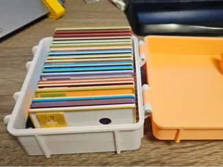 Edurino Rugged Box für Karten + Stift