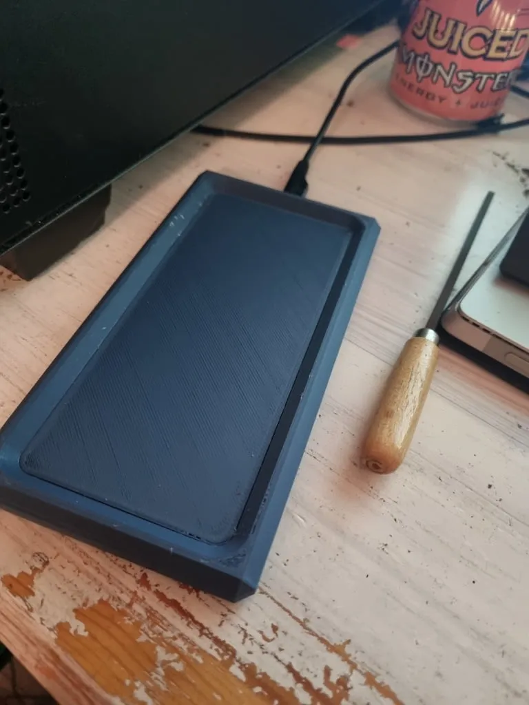 Mobile phone induction charger