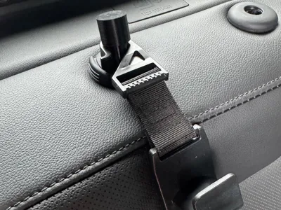 Hyundai Santa Cruz Headrest Rod