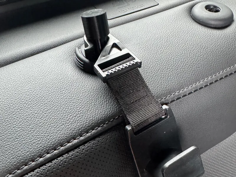 Hyundai Santa Cruz Headrest Rod