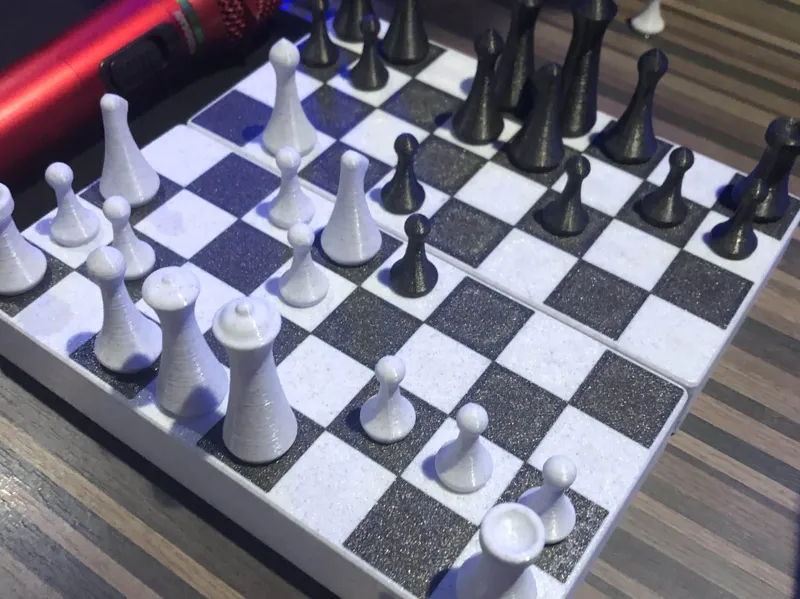 Portable Chess Set (Magnetic Pieces)