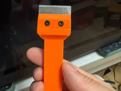 Super Sturdy and Durable Angled Build Plate Friendly Scraper