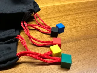 Cube d'identification pour sacs de joueurs