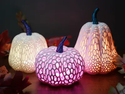 Voronoi Pumpkin Lanterns