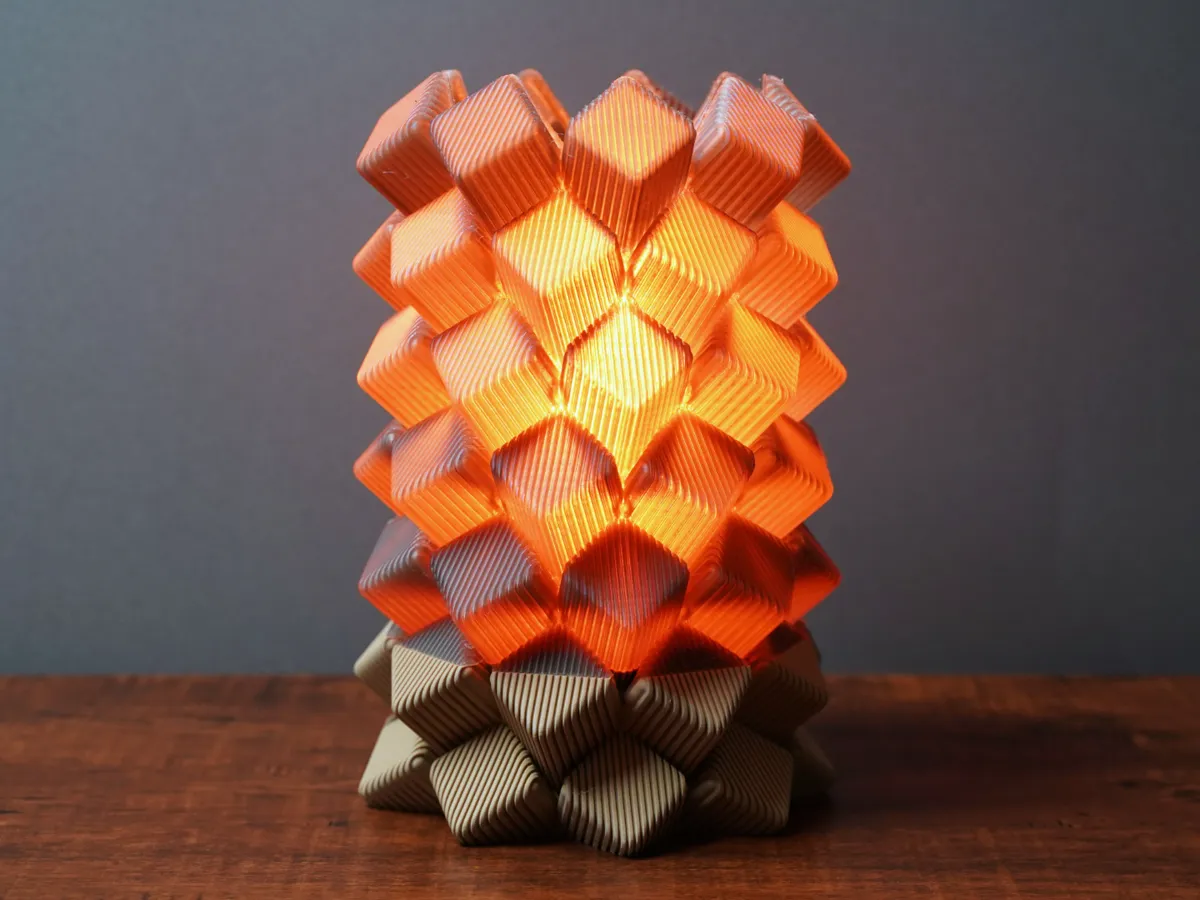 Lampe cube décorative