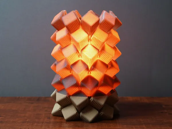 Lampe cube décorative