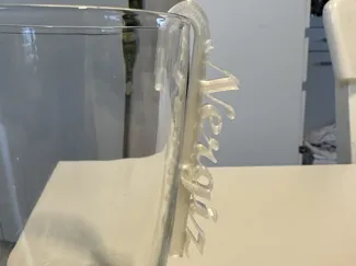 Verschiedene Trinkglas-Namenschilder