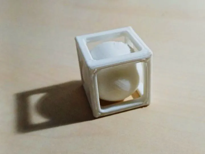 Impossible Cube/Sphere Fidget toy (Print-in-Place)