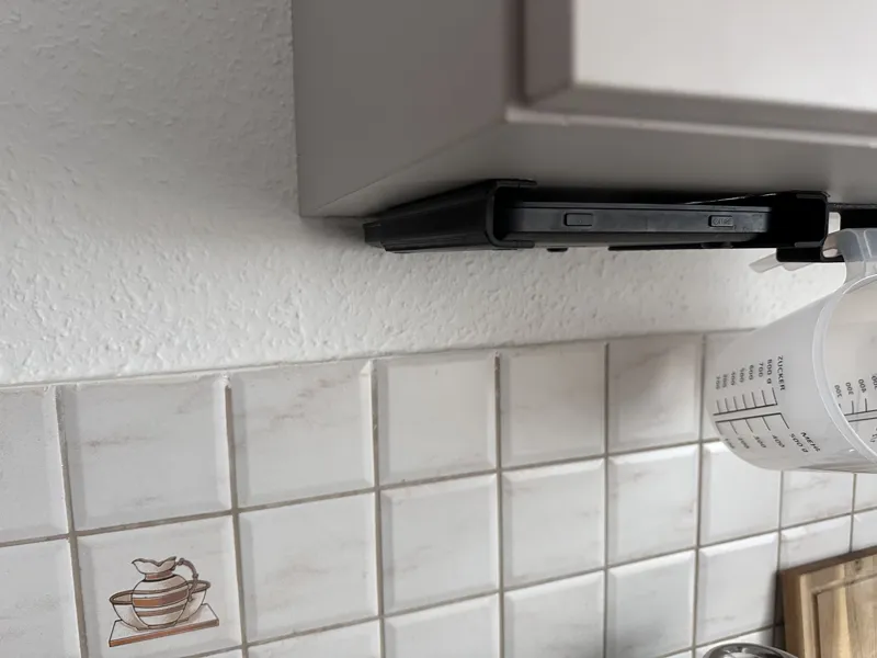 Holder for kitchen scales