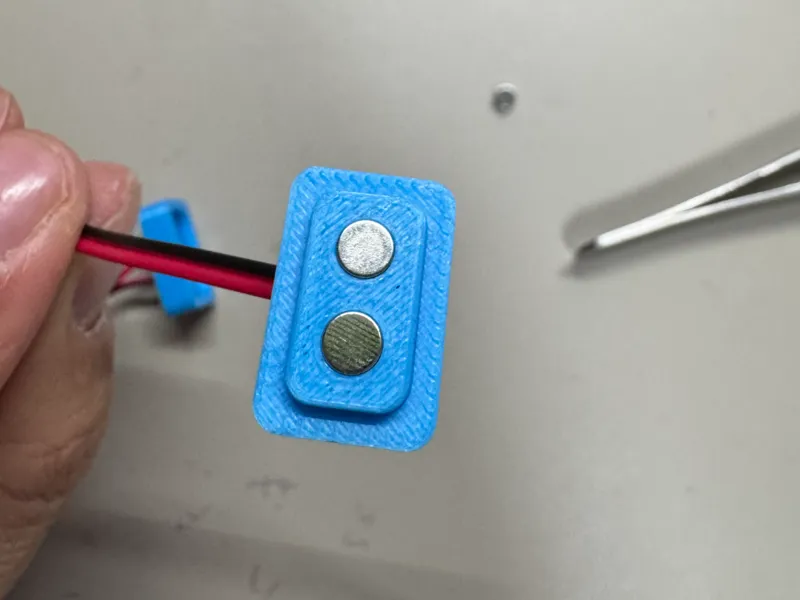 磁吸 2pin 接线端子，磁吸快拆接口