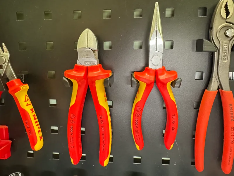 knipex钳子支架 方口洞洞板 - 让工具收纳更专业