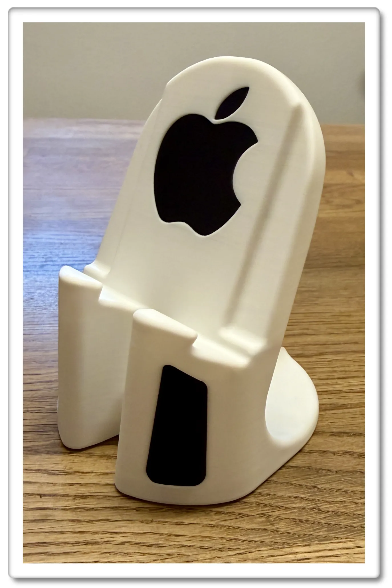 Supporto per stazione base regolabile PlusAcc per Show 8 (1a e 2a generazione) con due porte di ricarica USB-C/A per iPhone, Airpod e tutti i telefoni  44