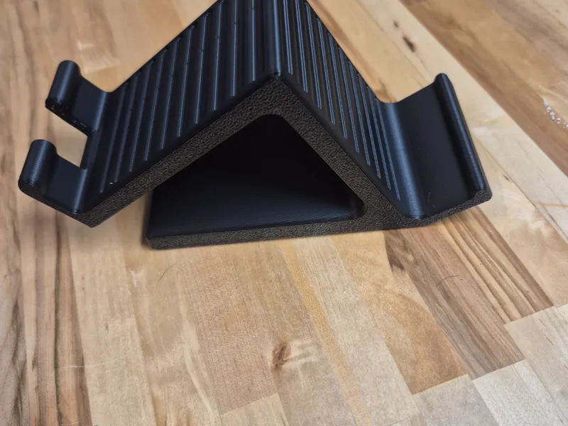 Easy view phone holder