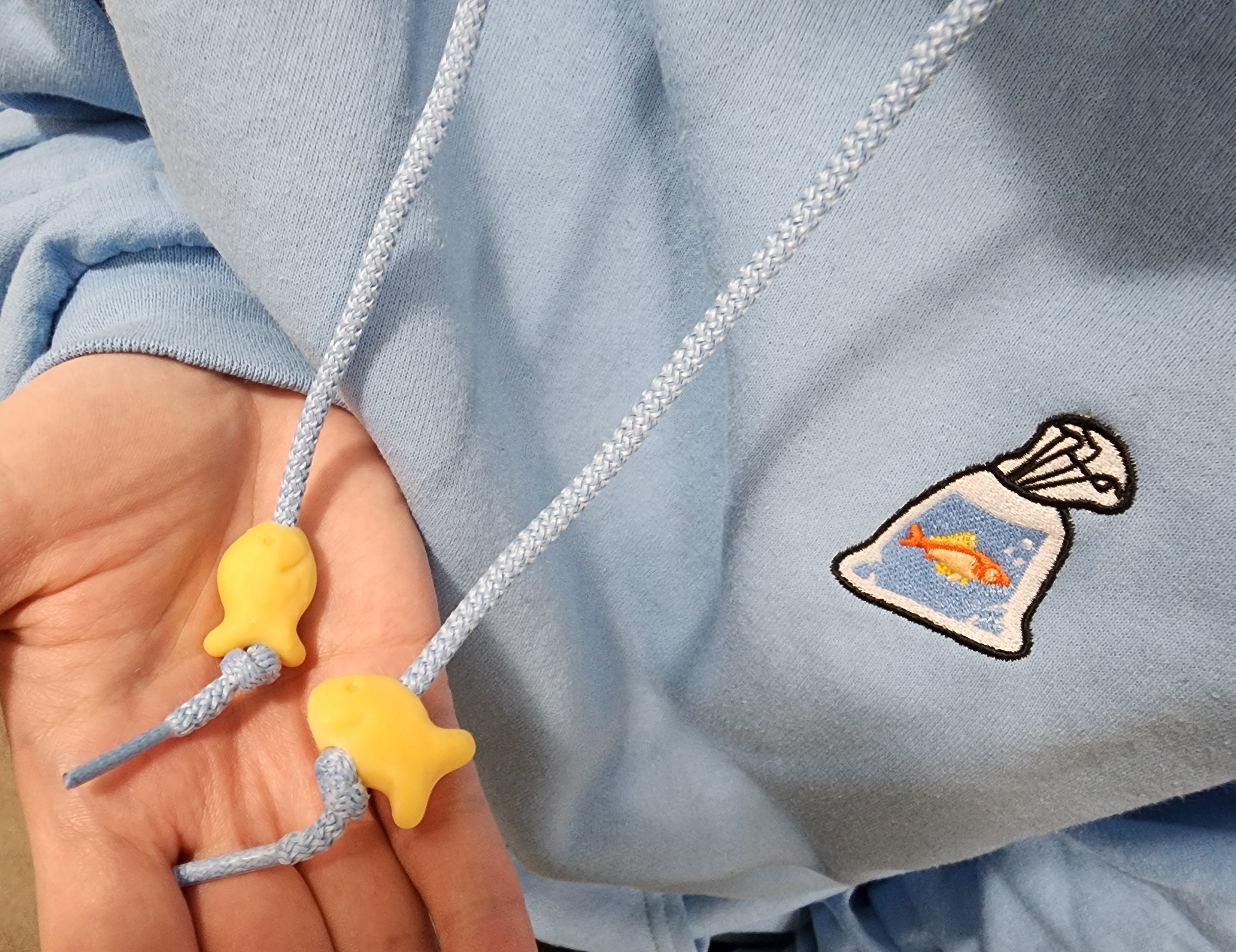 Goldfish cracker bead