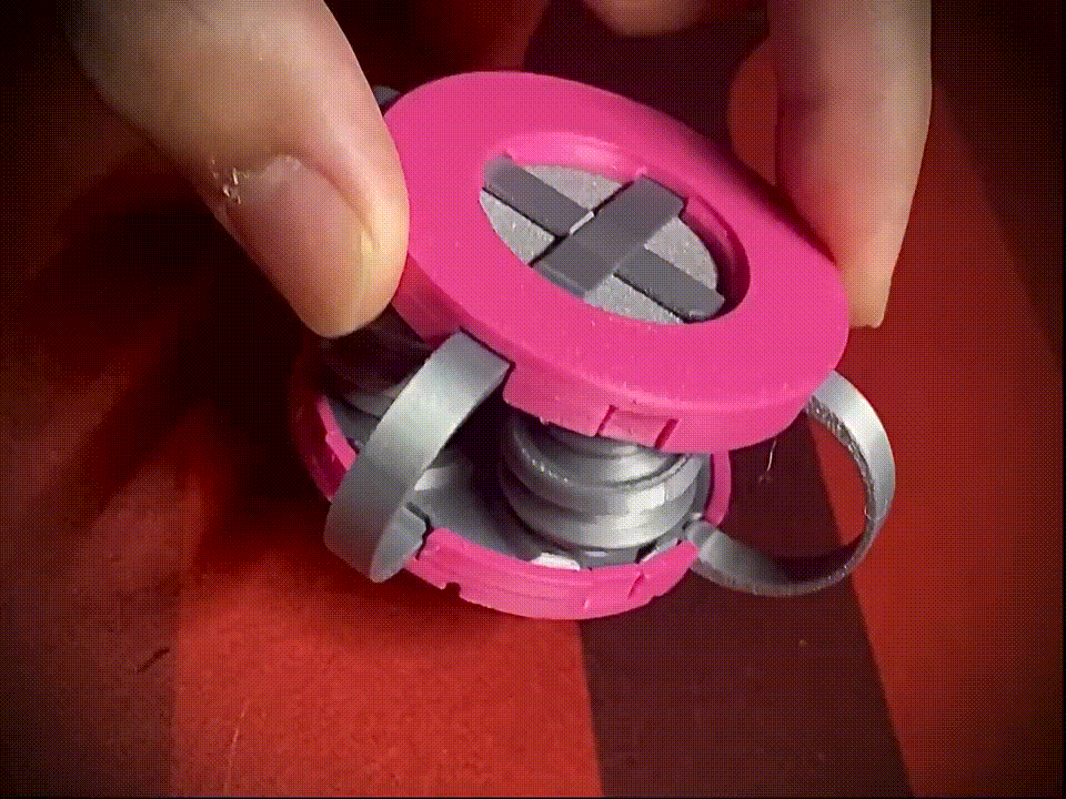 减震块卡扣上下盖