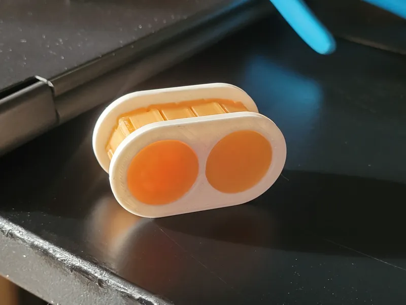 Conveyer belt fidget toy