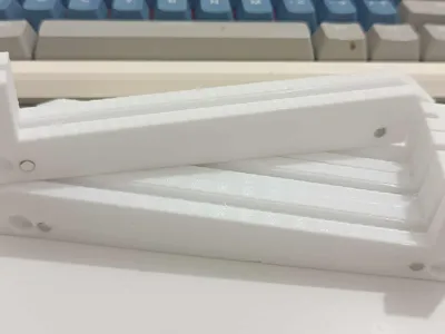 Magnetic Gunpla Runner Holder w/ 4x2 round magnet