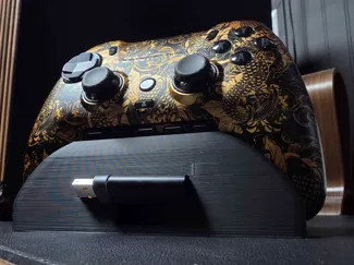 Scuf Envision Pro Stand W/ Dongle Cutout
