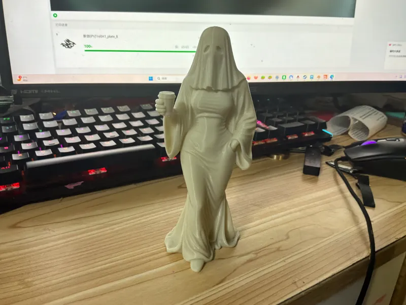 幽灵娘--《都市丽人》