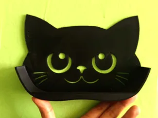 Cat shaped glasses holder