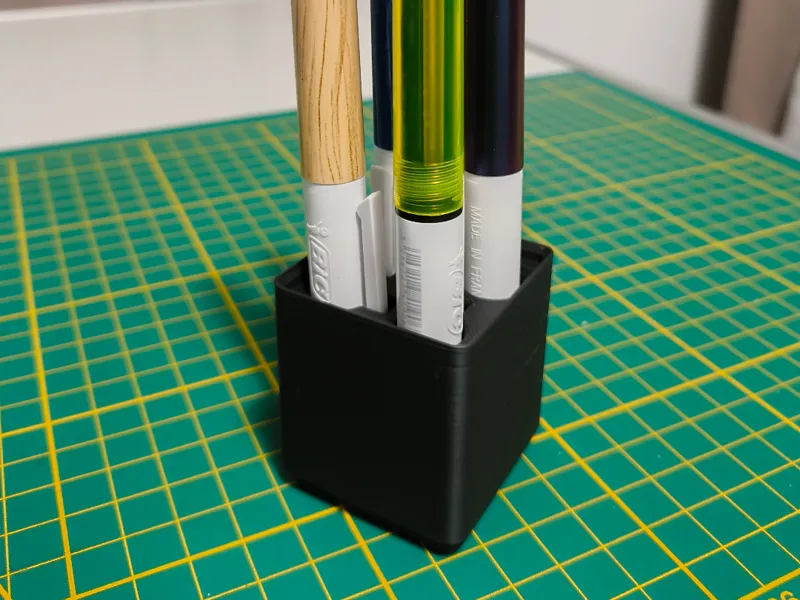 Bic 4 color pen display stand for Gridfinity
